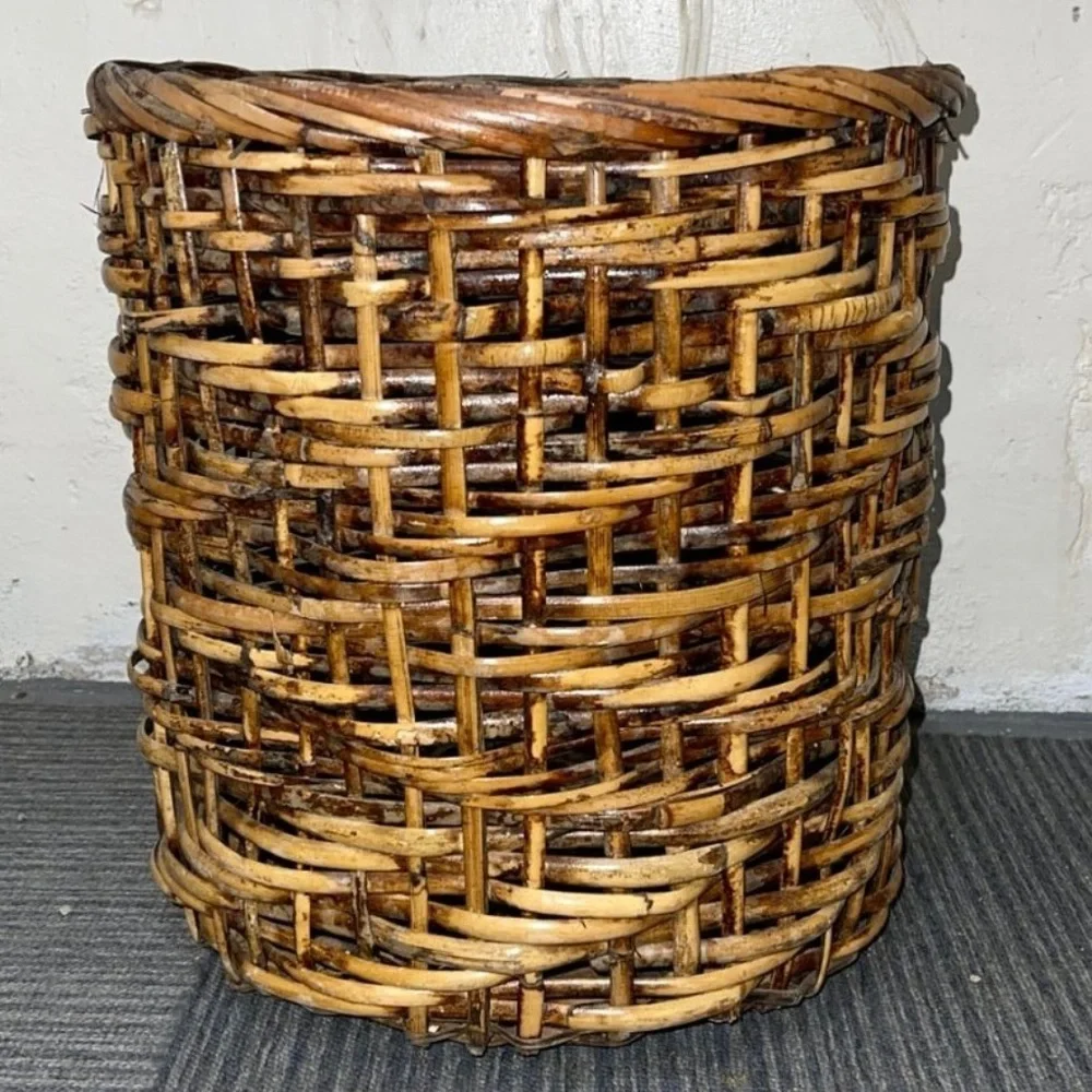 Large Wicker Planter Basket with Drip Tray